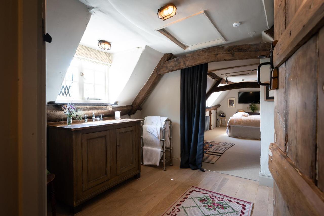 Royal Oak Ramsden Hotel Eksteriør billede