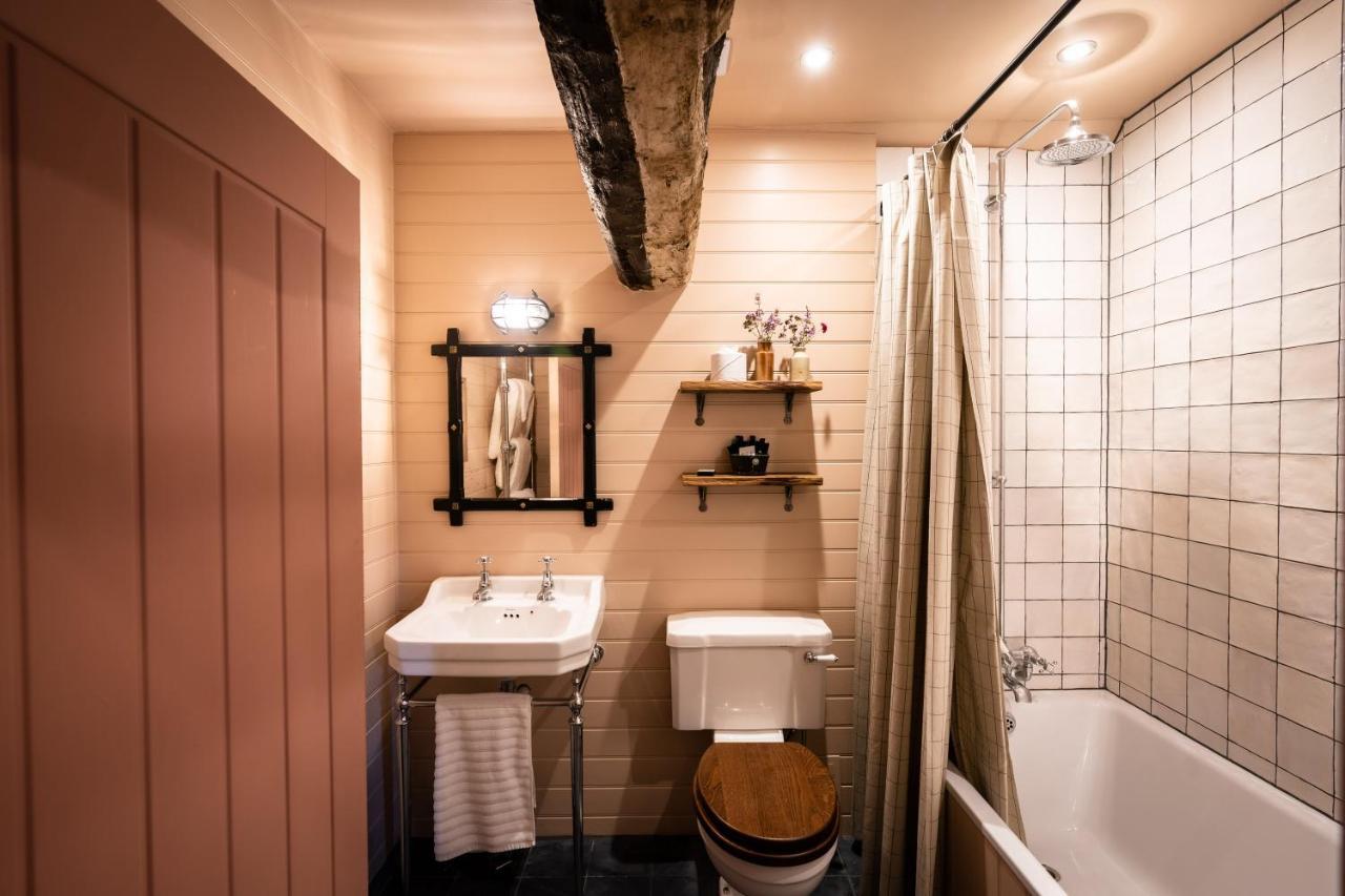 Royal Oak Ramsden Hotel Eksteriør billede